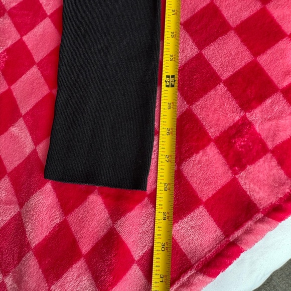 Black long sleeve sweater set - Picture 12 of 14